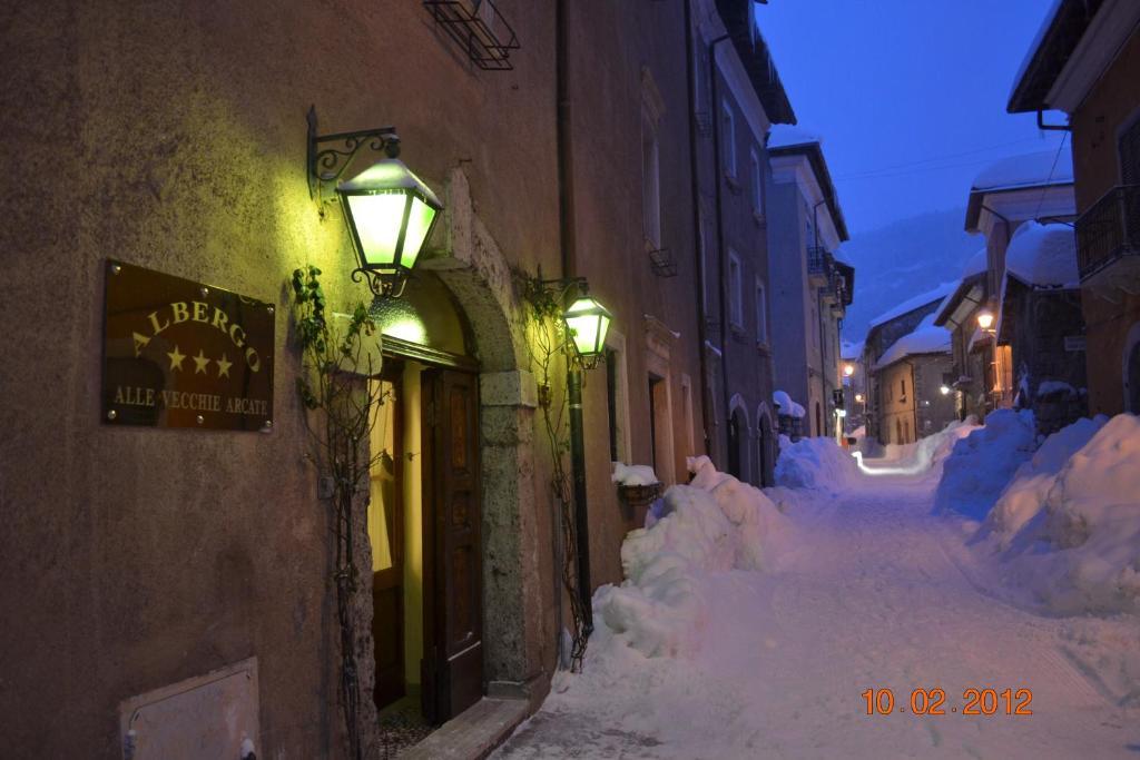 Hotel Alle Vecchie Arcate Pescasseroli Exterior foto